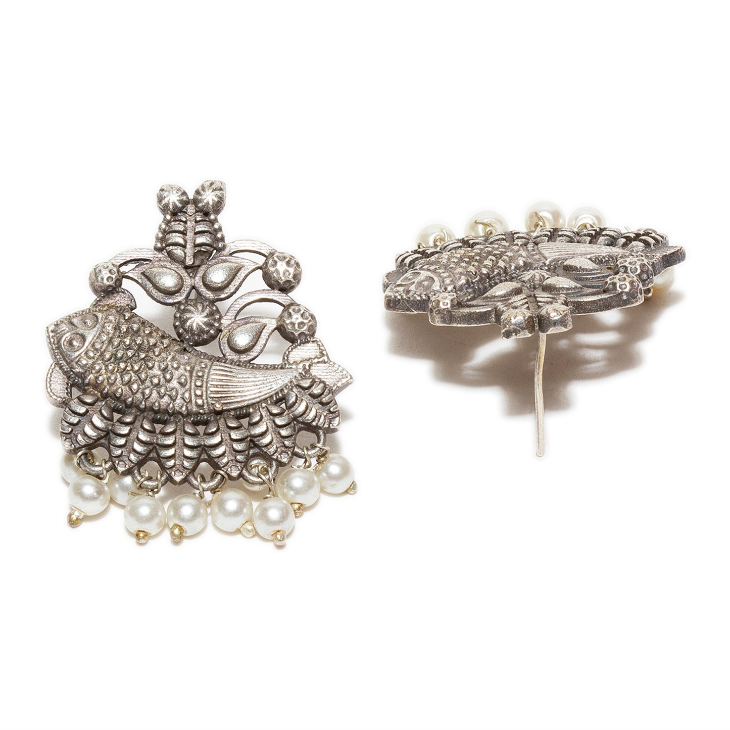 Analyzing image Bindhani-Oxidised-Silver-Fish-Pearl-Beads-Earrings-For-Women