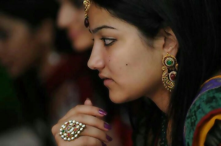 She Wears Copper Polki Like She Wears Confidence — Bindhani celebrates her , celebrates you....