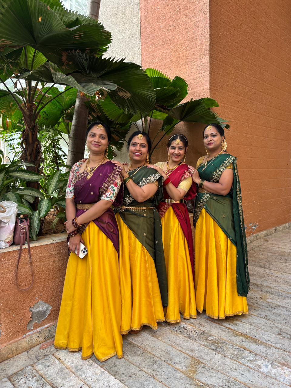 North Kanaadati girls wearing Bindhani jewelary in a dance performance.