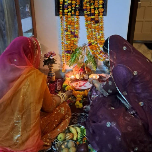 Teejaniya doing pooja during fasting.