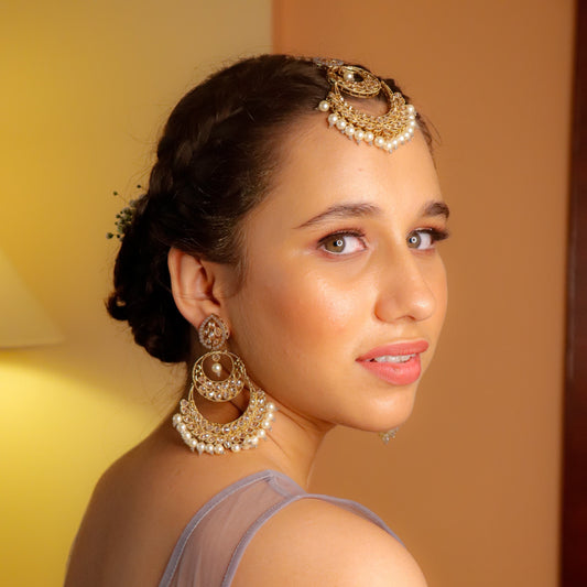 Earrings + Tika = Effortless Appeal , I don’t need much to feel beautiful.