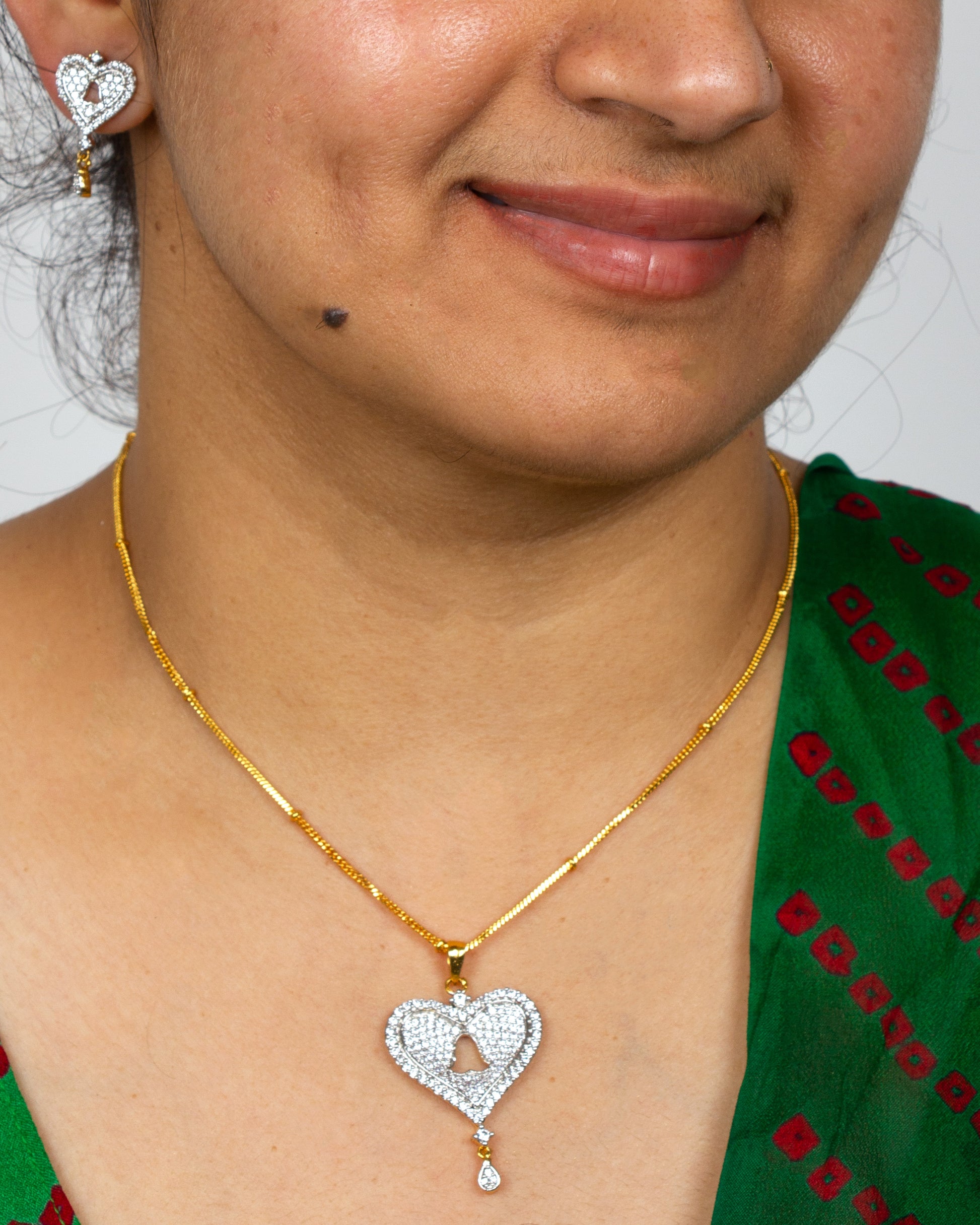 Bindhani-Heart-Shaped-Cubic-Zirconia-Pendant