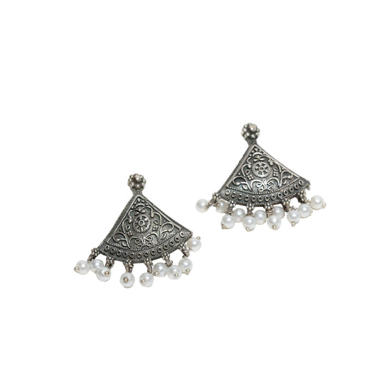 Oxidised-White-Beads-Silver-Earrings