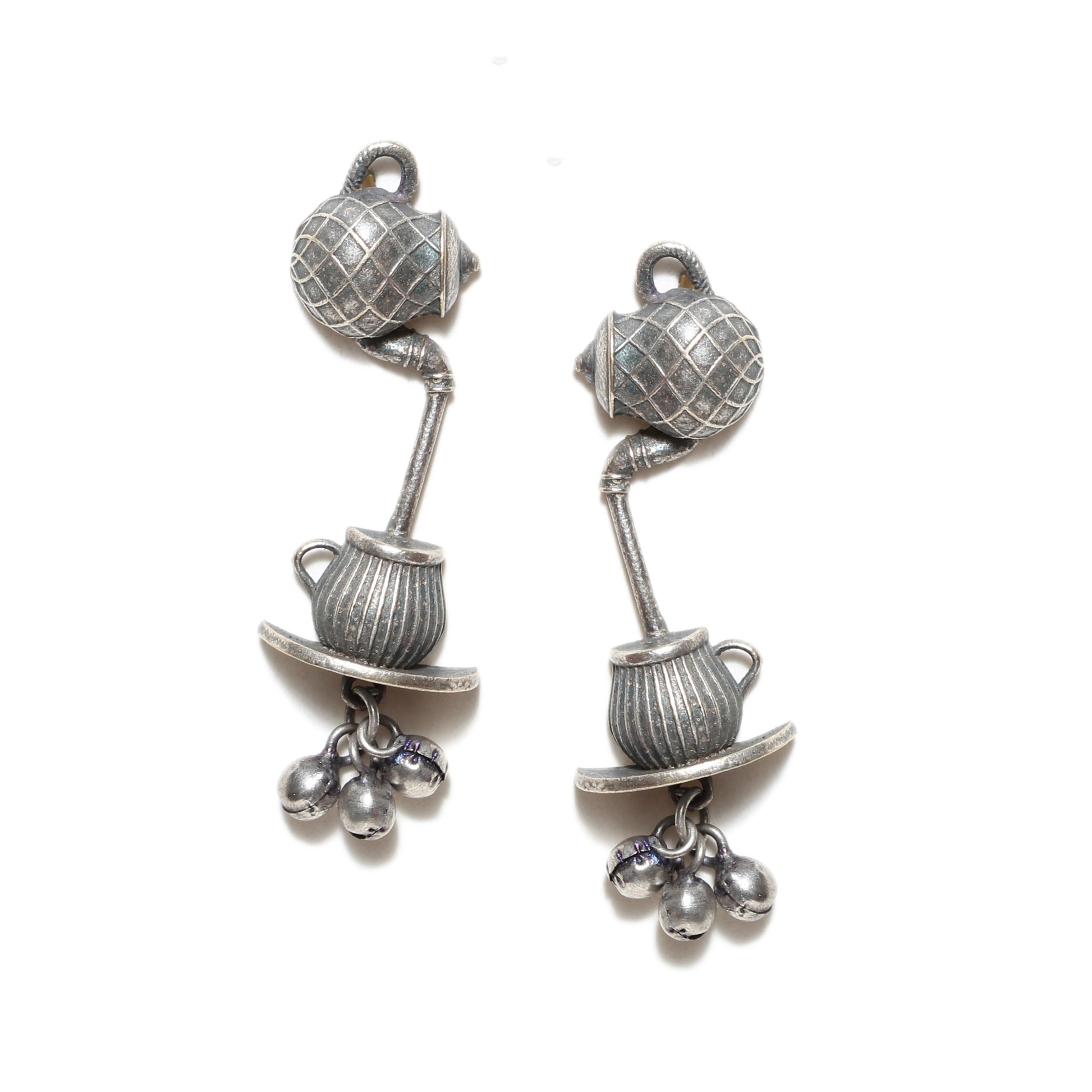 Bindhani-Oxidized-Brass-Silver-Trending-Latest-Stylish-Boho-Chai-Ketli-Earrings-For-Women