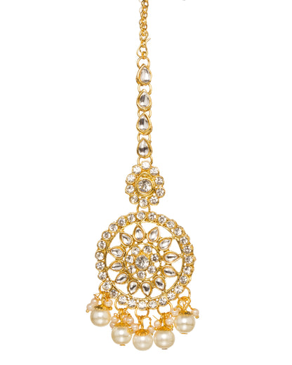 Bindhani Gold-plated round kundan maang tikka with pearl drops