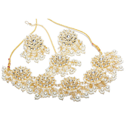 Bindhani Kundan choker set for women – traditional Indian jewelry with intricate stone detailing