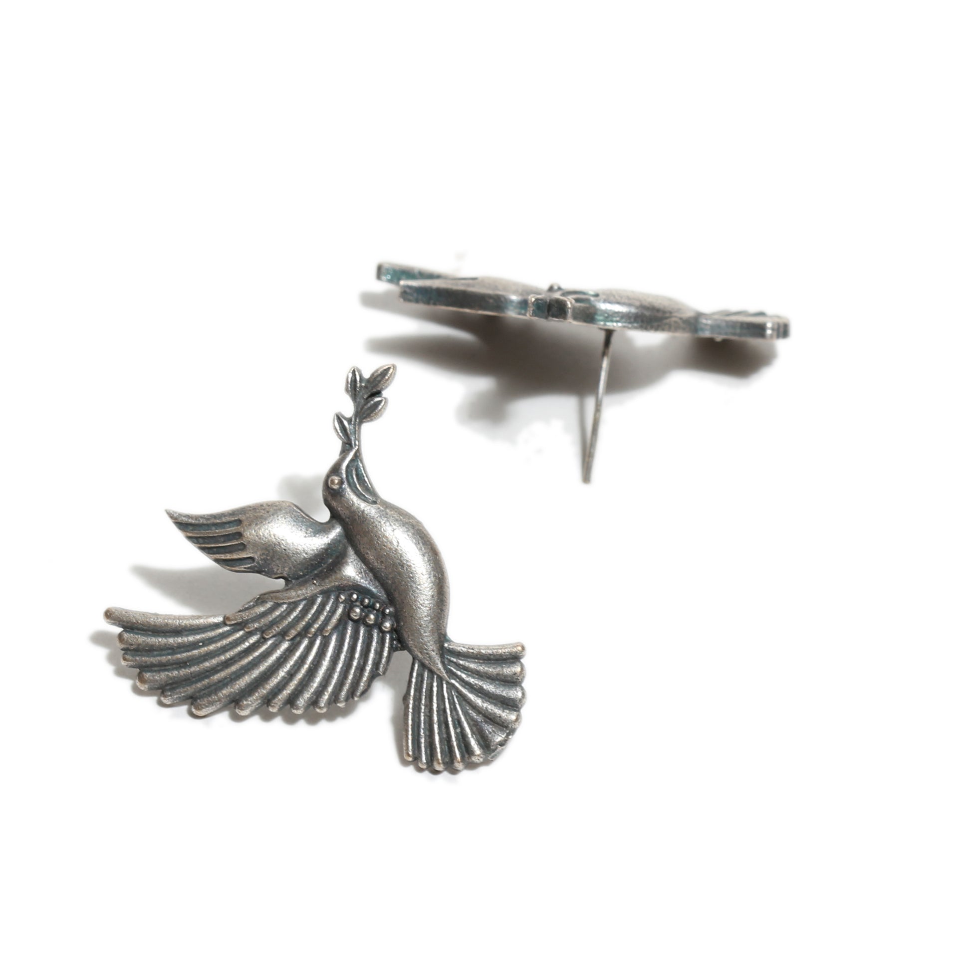 Bindhani dulcett india bird oxidized silver stud earrings for women 
