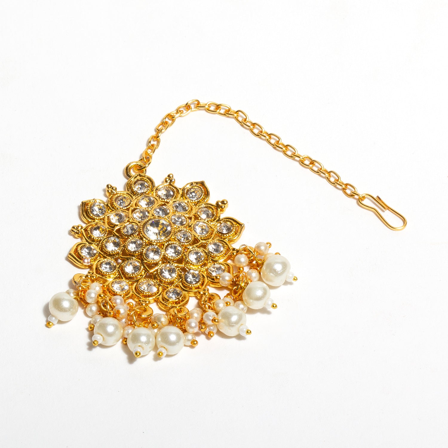 bindhani-gold-plated-flower-shaped-tikkas