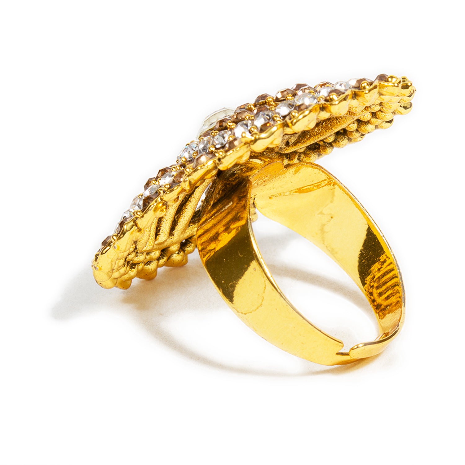 Buy quality 22 carat gold ladies finger rings RH-LR303 in Ahmedabad