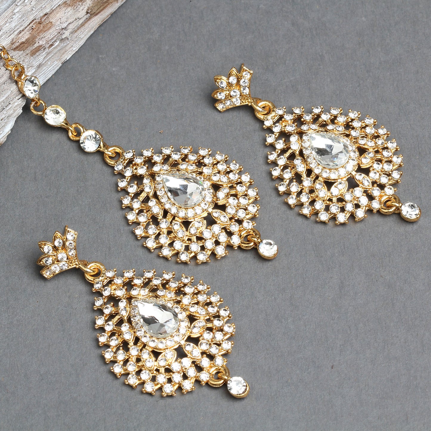 Bindhani Earrings Tikka Set For Women