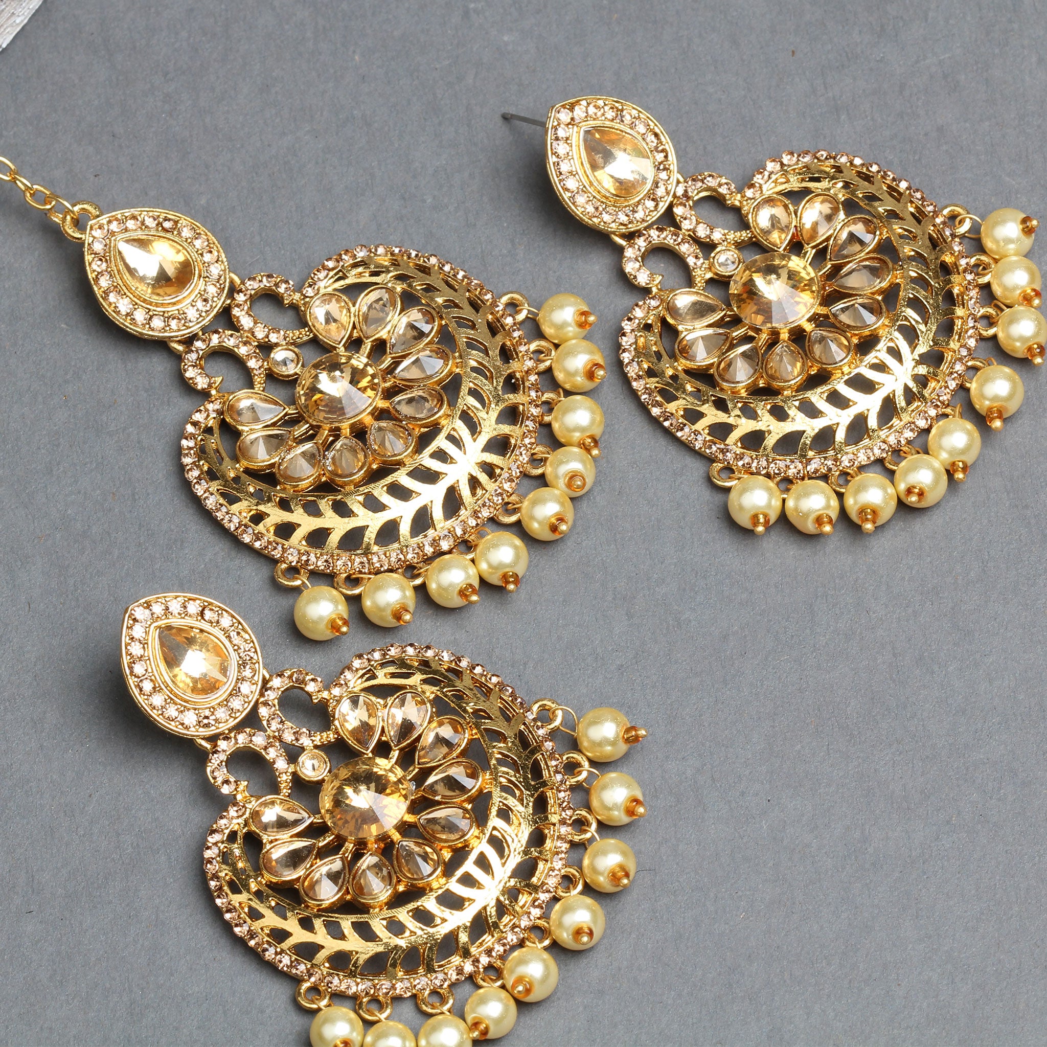 Hand Made Gold Plated Morni Design Traditional Punjabi Earrings Tikka Set  J0305 - muteyaar.com